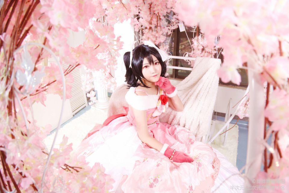 《lovelive!》矢澤妮可宮廷禮服舞踏會 C O S P L A Y 132/153 